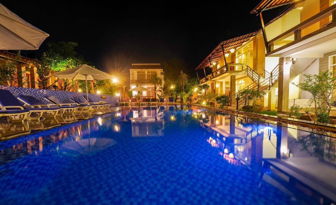 Waves Resort Phu Quoc Exterior photo
