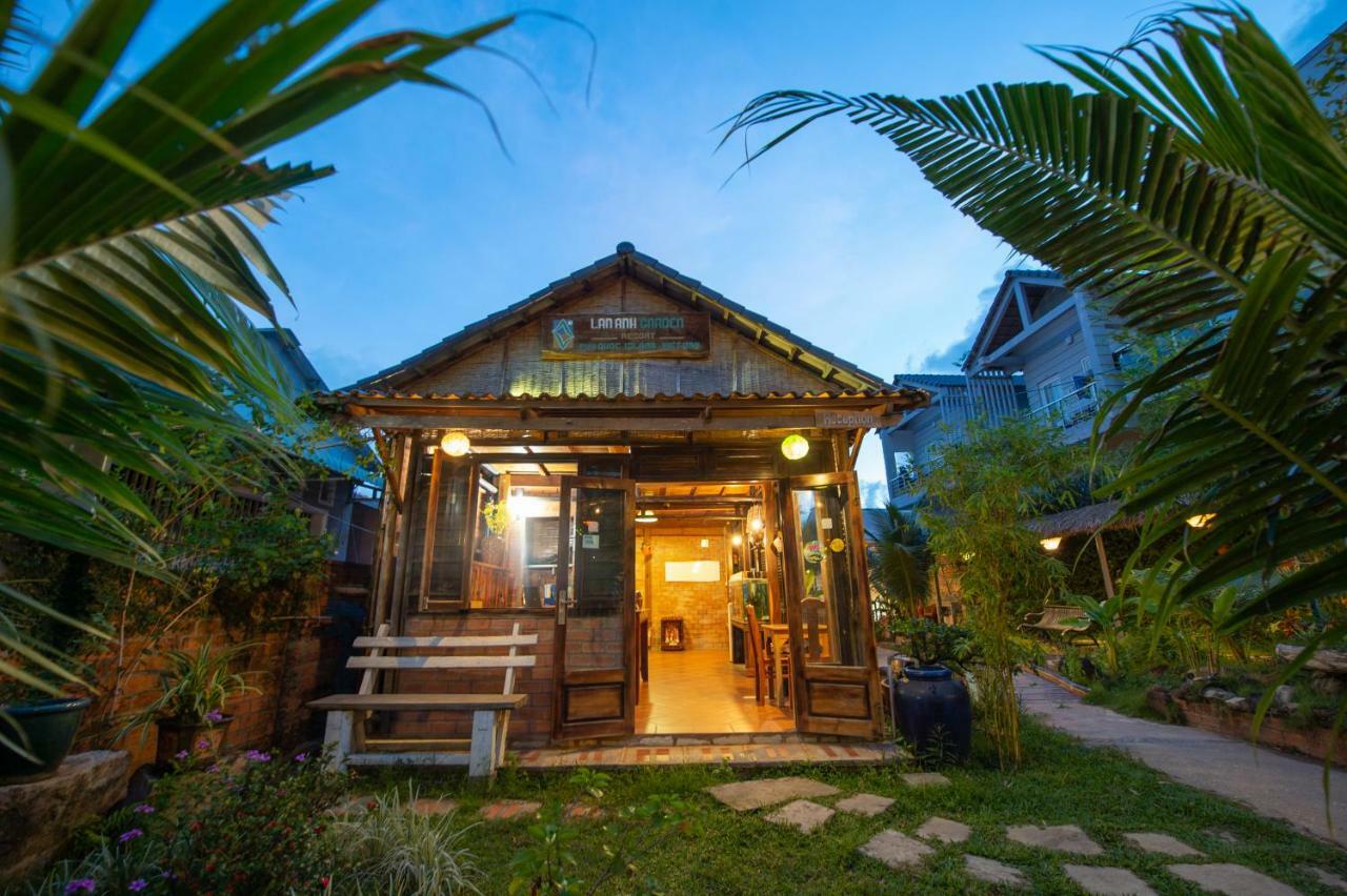 Waves Resort Phu Quoc Exterior photo